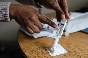 HIV self-test kit