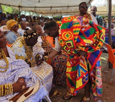 Elvis Afriyie Ankrah exchanging pleasantries with of chief of Anlo
