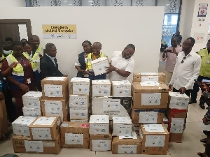 Health Minister taking delivering of health items