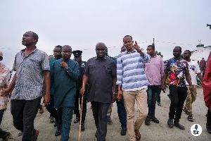 Agric Minister touring the market
