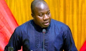 Mahama Ayariga