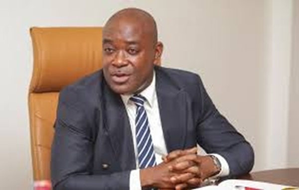 Escândalo Acadêmico? Universidade Revela Detalhes Explosivos Sobre o Chefe da GTEC!