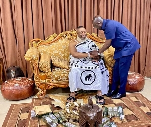 Dr Bawumia paying homage Ga Mantse