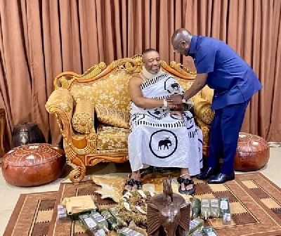 Dr Bawumia paying homage Ga Mantse