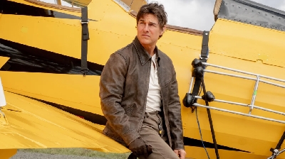 Keith Bernstein/Paramount Pictures (Pic): Tom Cruise on the set of