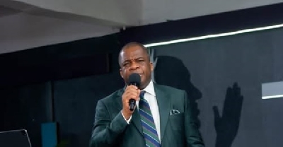Rev. Dr. Stephen Wengam