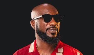 Kwabena Kwabena, Ghanaian music star