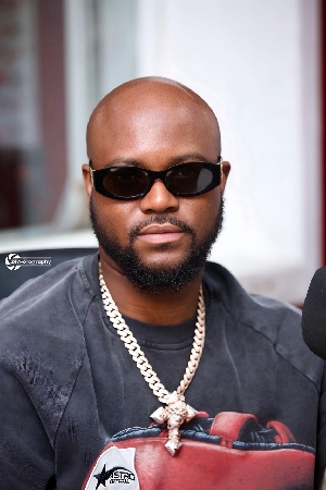 King Promise in the Accra 100.5 FM studio in Labone, Accra