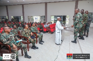 CDS presenting the UN cash to injured Alhassan Habib
