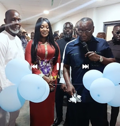 Mr Ernest Ofori Sarpong cutting the tape