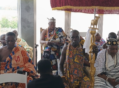 Teshie Mantse Chief Gbetsoolo Nii Ashitey Akomfra lll on his throne