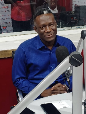 Dr. Yenusuom Maalug